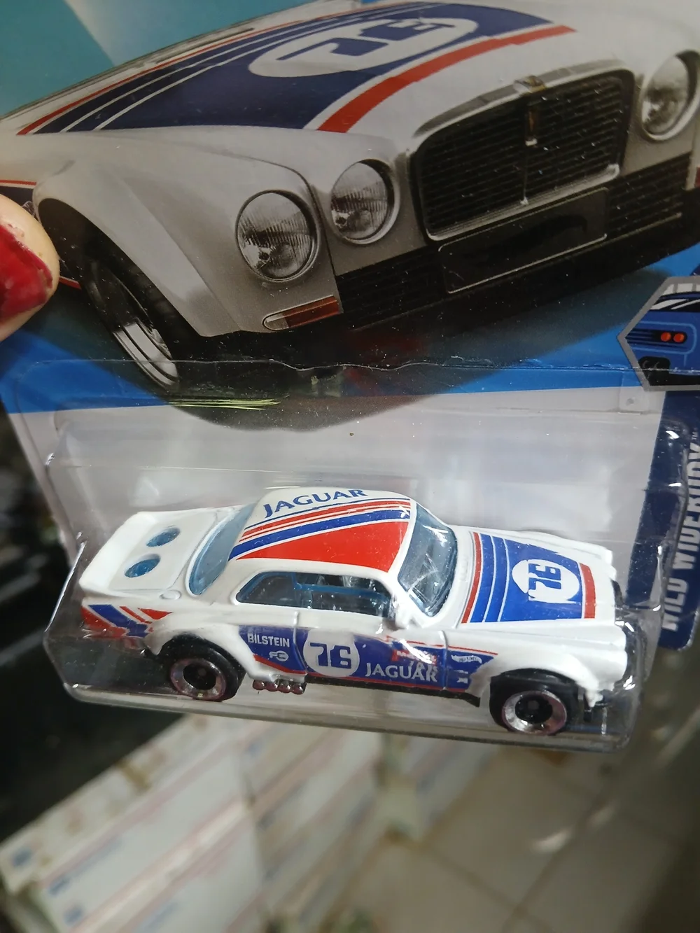 Hot Wheels white red livery